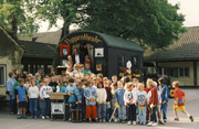 Kinder vorm Puppentheater Kinder vorm Puppentheater